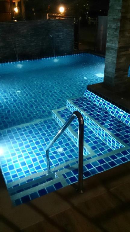 דירות Phuket Nasa Mansion מראה חיצוני תמונה